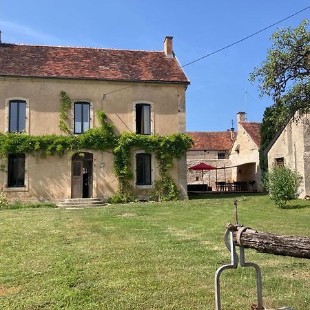 Le Presbytere - Touillon, Jacuzzi, 4 Chambres Pour 10 Bagian luar foto