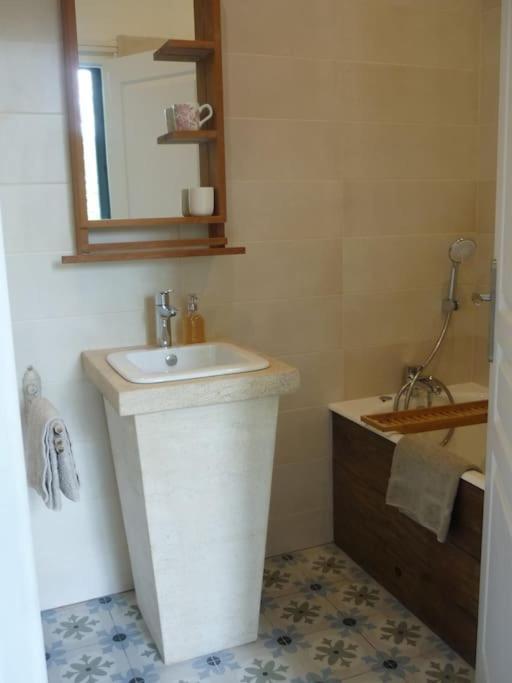 Le Presbytere - Touillon, Jacuzzi, 4 Chambres Pour 10 Bagian luar foto