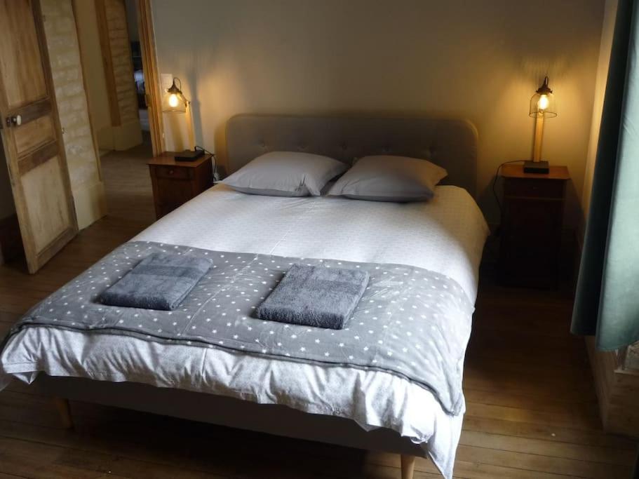 Le Presbytere - Touillon, Jacuzzi, 4 Chambres Pour 10 Bagian luar foto