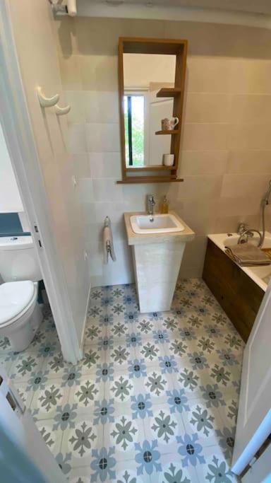 Le Presbytere - Touillon, Jacuzzi, 4 Chambres Pour 10 Bagian luar foto