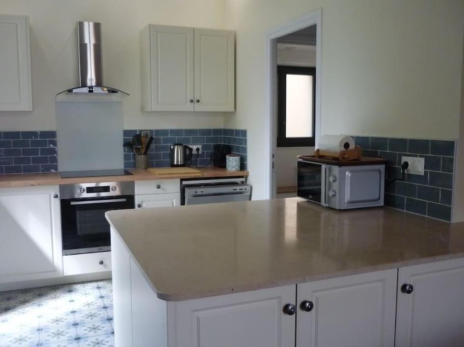 Le Presbytere - Touillon, Jacuzzi, 4 Chambres Pour 10 Bagian luar foto