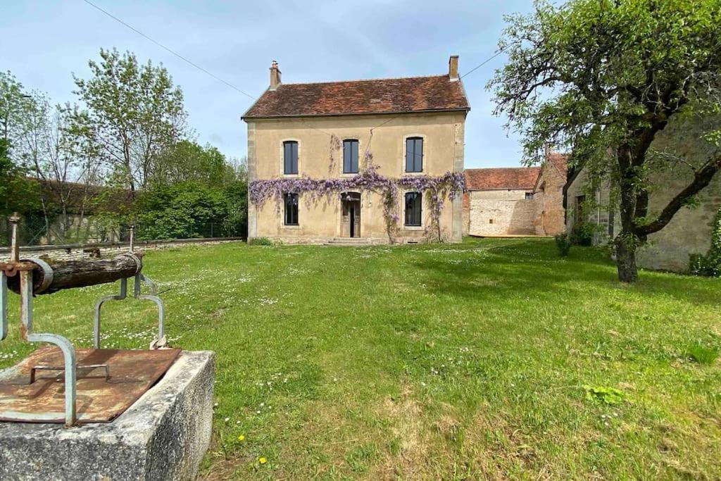 Le Presbytere - Touillon, Jacuzzi, 4 Chambres Pour 10 Bagian luar foto