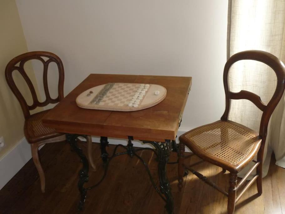 Le Presbytere - Touillon, Jacuzzi, 4 Chambres Pour 10 Bagian luar foto